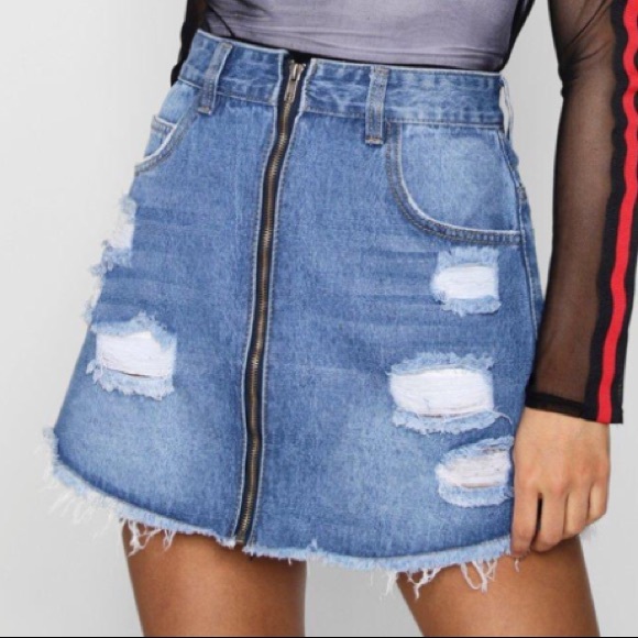 Boohoo Dresses & Skirts - Zip front denim mini skirt distressed